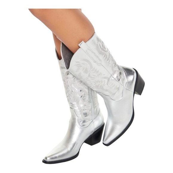 Forever 21 Embroidered Metallic Cowboy Boots - Picture 2 of 16